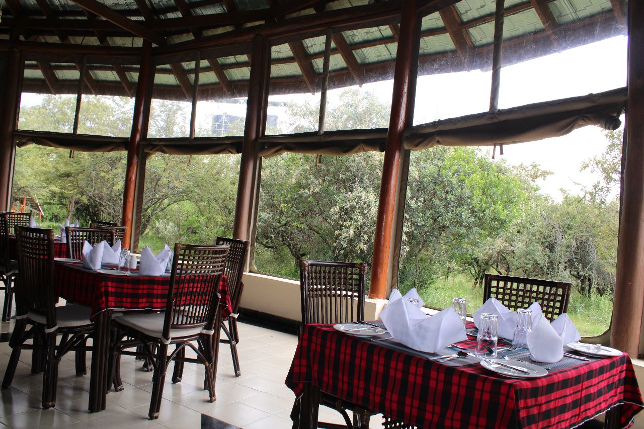 MARA EMPIRIS CAMP DINING RESTAURANT